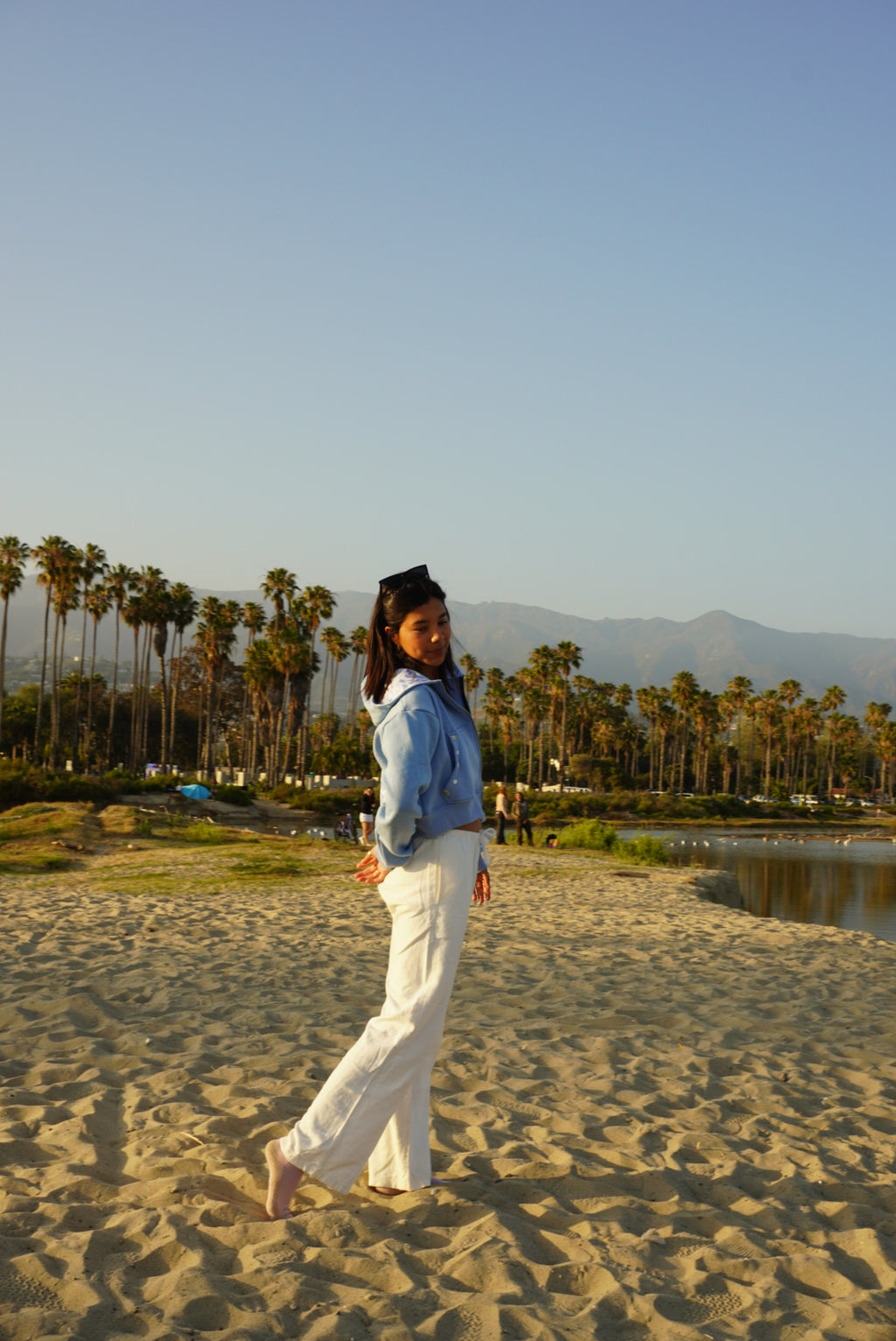Carpinteria Pearl Hoodie — Sky Blue